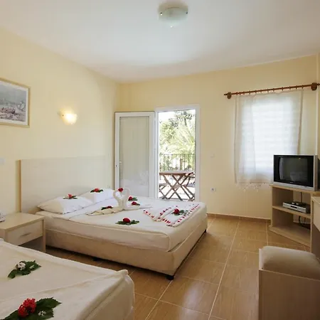 Отель Summer Sun Beach 4*